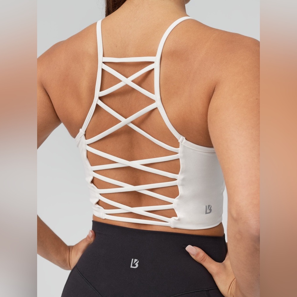 NWT Buffbunny Ivy Crop Sports Bra White Energy Fabric Size Medium Lattice Back - Picture 3 of 13
